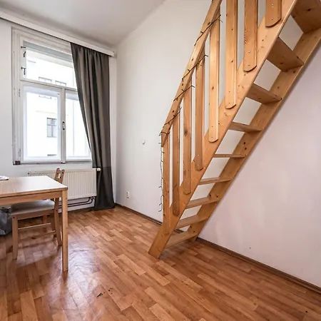 Lublanska 48 شقة *